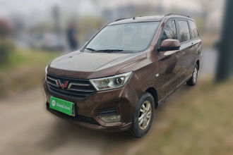 五菱汽车 五菱宏光 2018款 1.5L S舒适型L2B