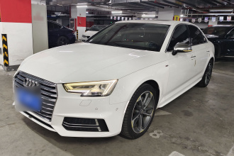 奥迪A4L 2018款 30周年年型 40 TFSI 运动型