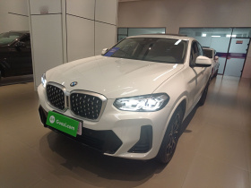 宝马X4 2022款 xDrive 25i M运动套装