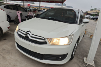 雪铁龙 世嘉 2016款 经典 三厢 1.6L 自动品尚型