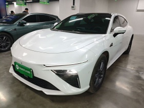 哪吒汽车 哪吒S猎装 2024款 增程300 标准版