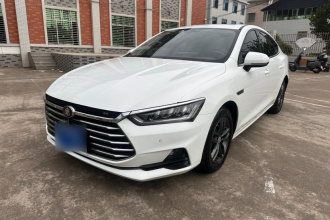 比亚迪 秦Pro 2018款 1.5L 手动智联锋动型