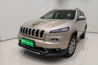 Jeep 自由光 2016款 2.4L 专业版
