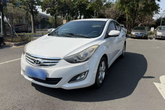 现代 朗动 2012款 1.6L 自动时尚型