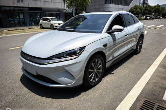比亚迪 秦L 2025款 EV 470KM领先型