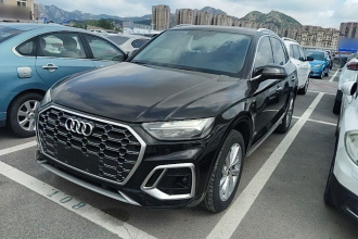 奥迪Q5L 2021款 40 TFSI 豪华动感型