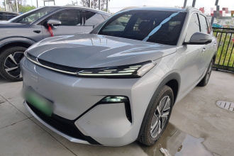 吉利银河 银河星舰7 EM-i 2025款 120km 探索+版
