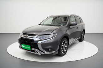 三菱 欧蓝德 2021款 2.0L 两驱畅享版 5座
