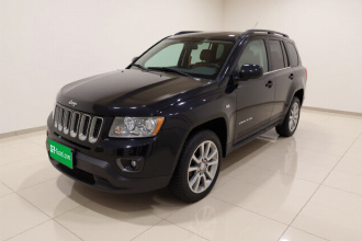 Jeep 指南者(进口) 2014款 2.4L 四驱豪华导航版