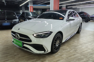 奔驰C级 2023款 改款二 C 260 L 运动版