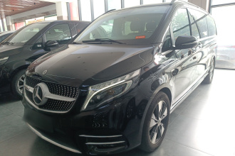 奔驰V级 2020款 V 260 L 长轴距豪华版