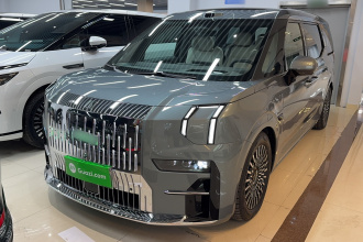 极氪009 2024款 六座行政版四驱 108kWh