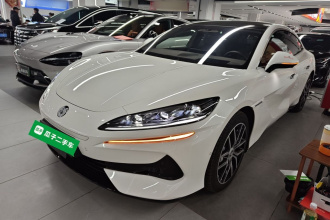 腾势Z9 2024款 1100km 四驱Max版