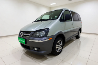 东风风行 菱智 2015款 V3 1.5L 7座豪华型