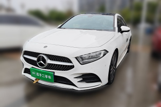 奔驰A级 2019款 A 180 L 运动轿车