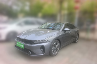 起亚K5 2025款 1.5T 尊贵版