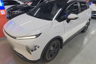 吉利几何E萤火虫 2023款 401KM 霹雳虎 5座