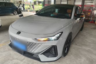 长安UNI-V 2022款 1.5T 智慧领航型