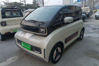 宝骏KiWi EV 2022款 设计师轻享版 三元锂