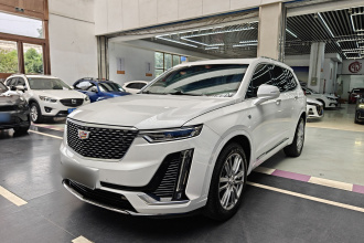 凯迪拉克XT6 2021款 2.0T 七座四驱豪华型