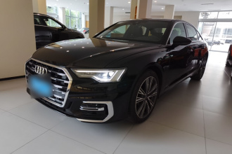 奥迪A6L 2025款 改款 45 TFSI quattro 臻选动感型