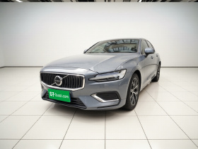 沃尔沃S60 2023款 B4 智逸豪华版