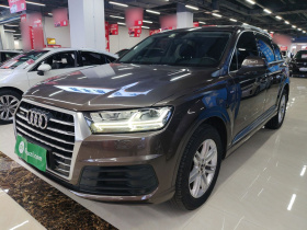 奥迪Q7 2018款 40 TFSI 舒适型