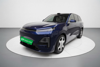 深蓝汽车 深蓝S09 2025款 四驱Ultra+ 高定版