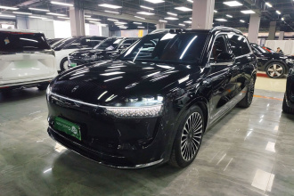 鸿蒙智行 问界M9 2024款 增程 Ultra版 42kWh 6座版