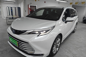 丰田 赛那SIENNA 2021款 2.5L混动 铂金版