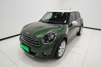 MINI Countryman 2016款 1.6T COOPER ALL4 Fun装备控