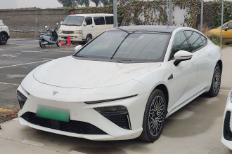 哪吒汽车 哪吒S 2024款 纯电 520km 后驱Lite版