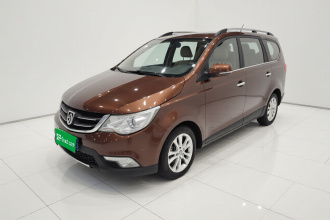 宝骏730 2014款 1.5L 手动舒适ESP版 7座