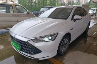 比亚迪 秦PLUS 2023款 冠军版 DM-i 55KM领先型