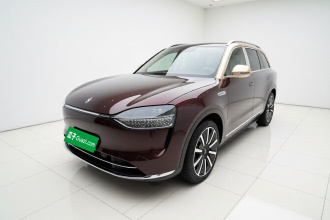 鸿蒙智行 问界M9 2025款 增程 Ultra版 52kWh 6座版 (192线激光雷达）