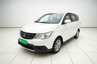 宝骏730 2014款 1.5L 手动标准型 7座