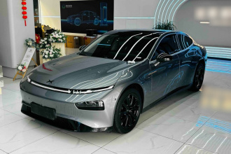 小鹏P7 2020款 562E性能版