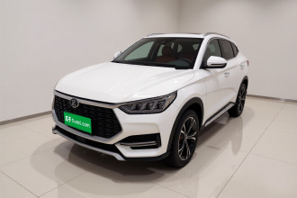 比亚迪 宋PLUS 2020款 1.5T 自动旗舰型