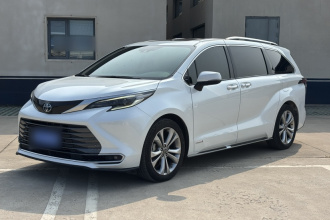 丰田 赛那SIENNA 2021款 2.5L混动 至尊版