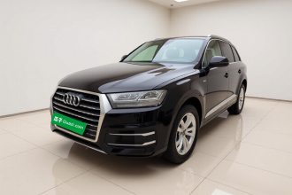 奥迪Q7 2019款 45 TFSI 舒适型