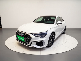 奥迪A3 2022款 A3L Limousine 35 TFSI 时尚运动型