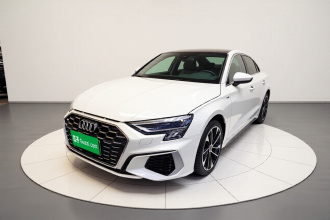 奥迪A3 2022款 A3L Limousine 35 TFSI 时尚运动型