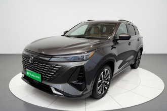 长安CS75 PLUS 2023款 第三代 2.0T 自动旗舰型