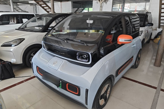 宝骏KiWi EV 2022款 艺术家轻享版 磷酸铁锂