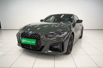 宝马4系 2022款 改款 425i M运动曜夜套装