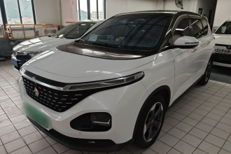 宝骏RM-5 2019款 1.5T CVT 24小时在线豪华型 6座