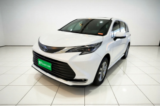 丰田 赛那SIENNA 2023款 2.5L混动 舒适版