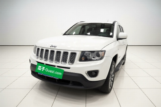Jeep 指南者(进口) 2015款 2.0L 两驱豪华版