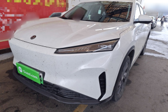 东风风神 SKY EV01 2025款 530km PRO精英行政版