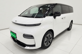 吉利银河 翼真L380 2024款 140度 6座 四驱Ultra